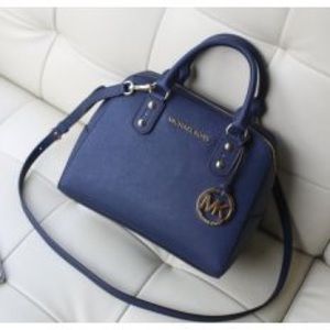 Meet your Posher, Bernadeth